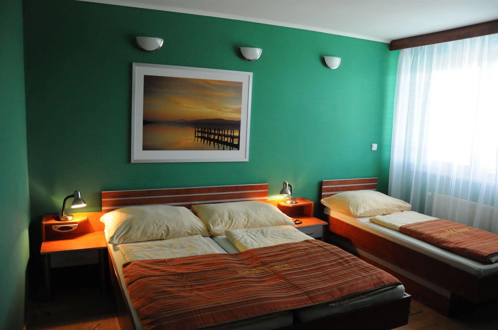 Hotel Panon Hodonin Exterior photo